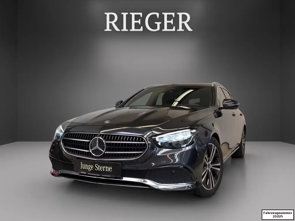 Mercedes-Benz E 220