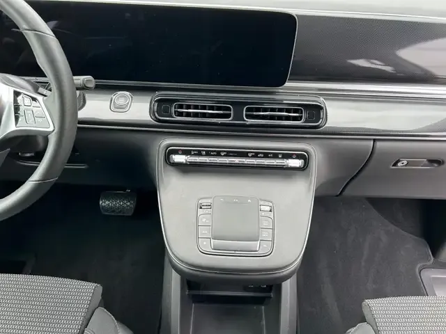 Mercedes-Benz EQV 300