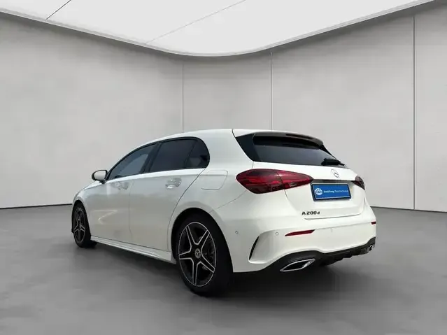 Mercedes-Benz A 200