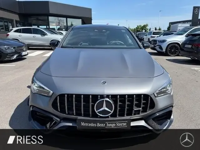 Mercedes-Benz CLA 45 AMG