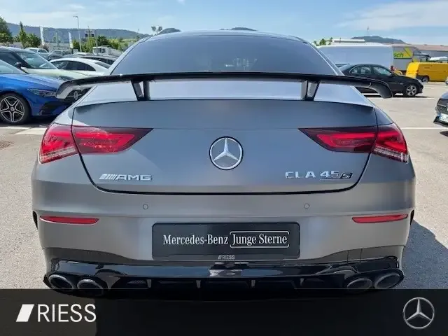 Mercedes-Benz CLA 45 AMG