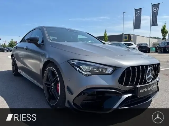 Mercedes-Benz CLA 45 AMG