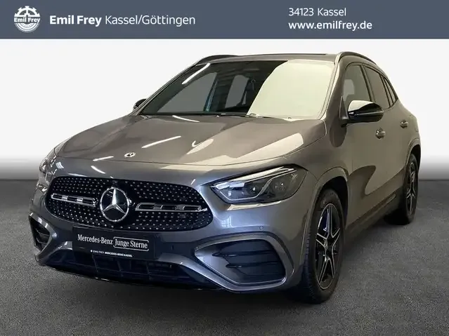 Mercedes-Benz GLA 180