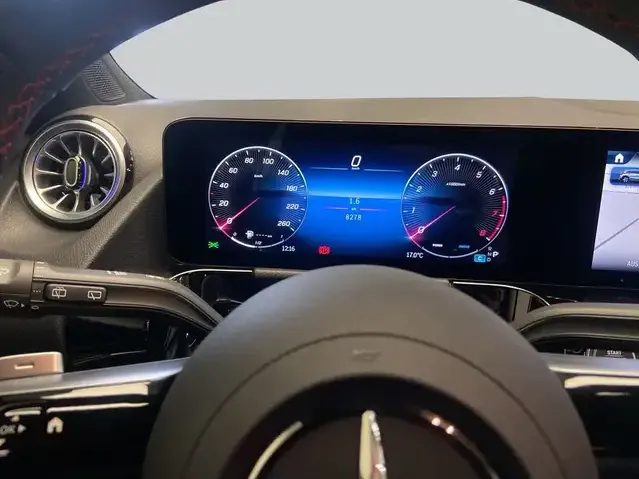 Mercedes-Benz GLA 180