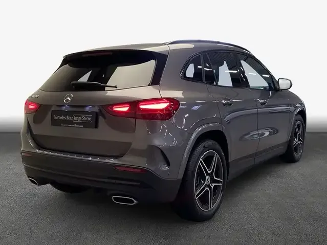 Mercedes-Benz GLA 180