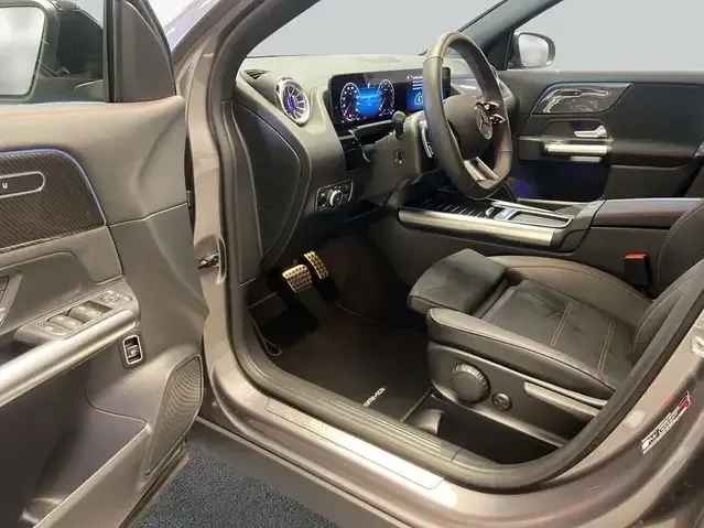 Mercedes-Benz GLA 180