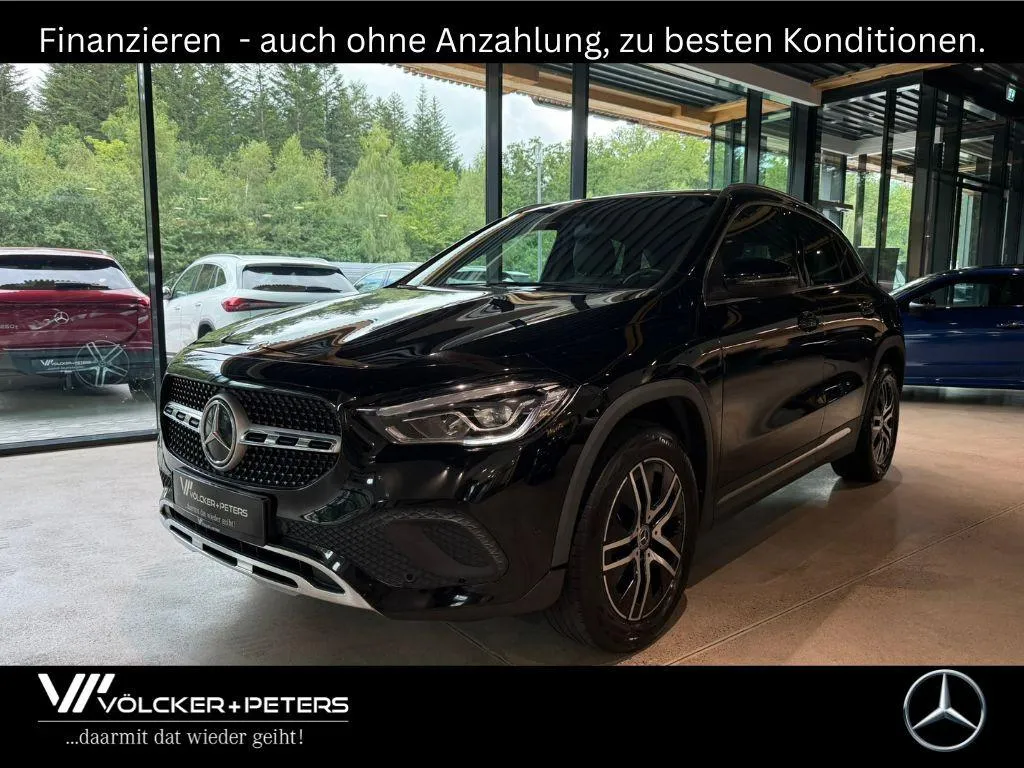 Mercedes-Benz GLA 200