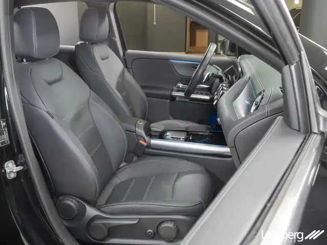 Mercedes-Benz EQA 300