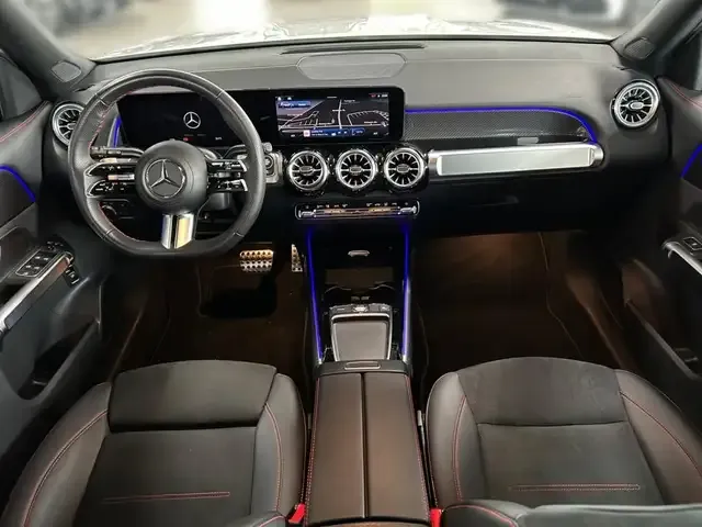Mercedes-Benz GLB 200