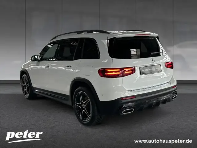 Mercedes-Benz GLB 200