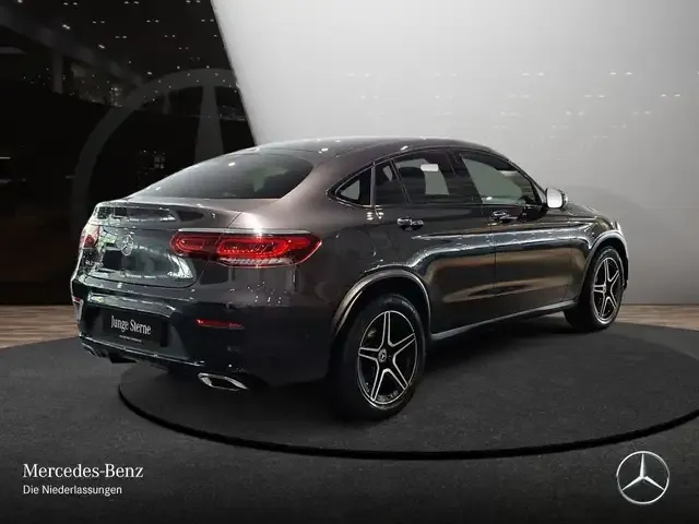 Mercedes-Benz GLC 220