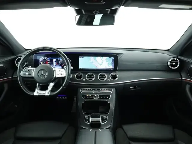 Mercedes-Benz E 63 AMG