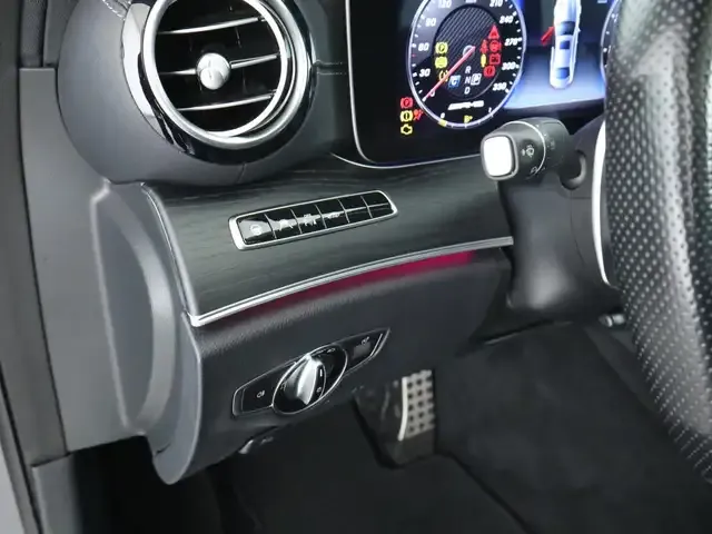 Mercedes-Benz E 63 AMG