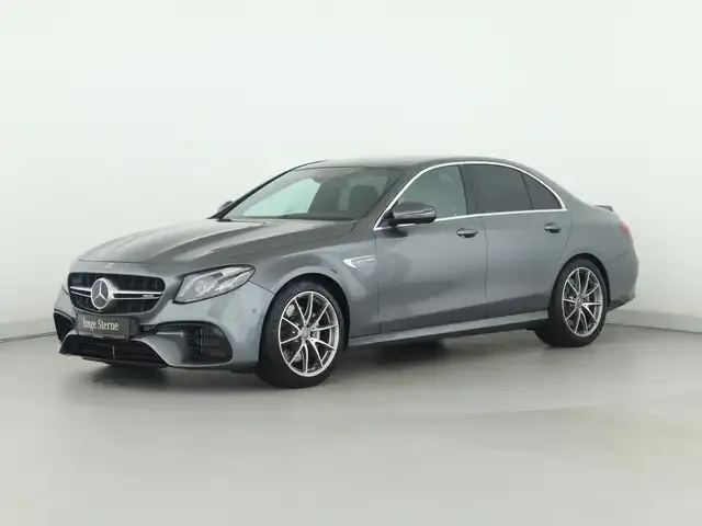 Mercedes-Benz E 63 AMG