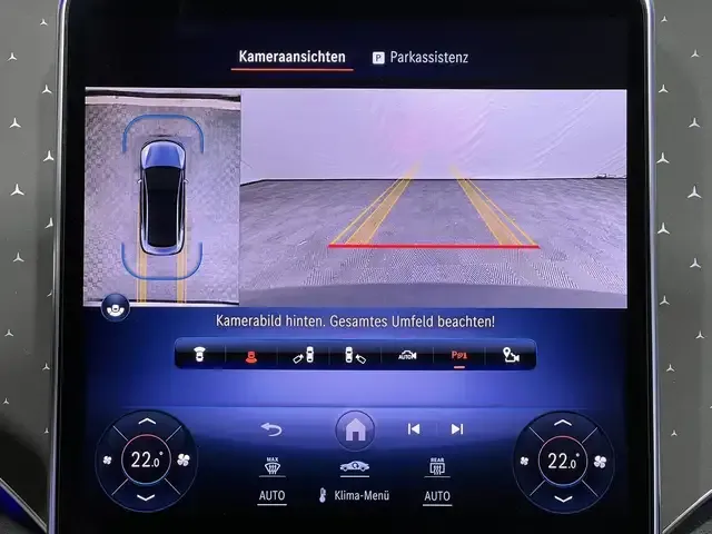 Mercedes-Benz EQE 300