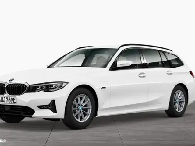 BMW 330