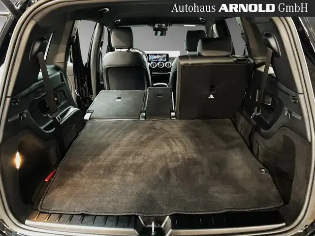 Mercedes-Benz EQB 300