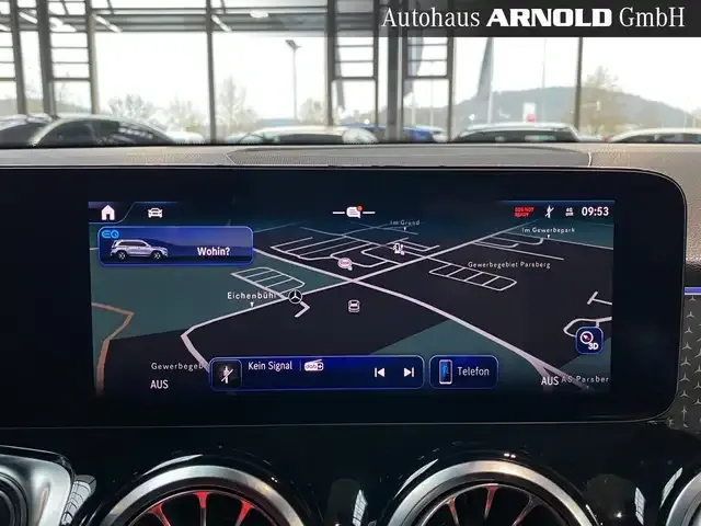 Mercedes-Benz EQB 300