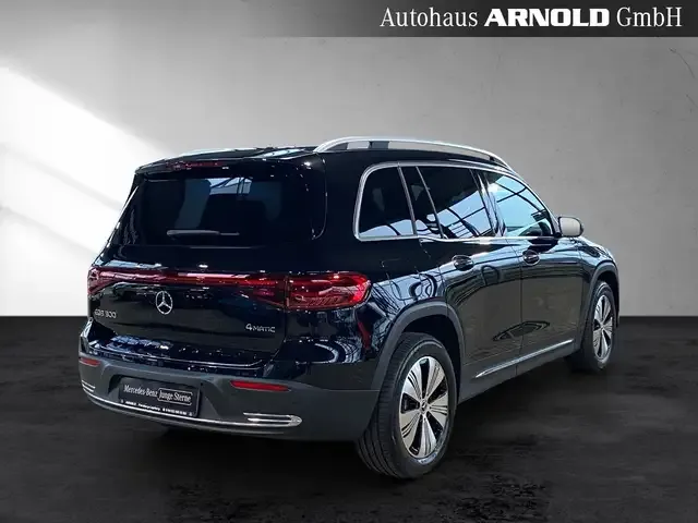 Mercedes-Benz EQB 300