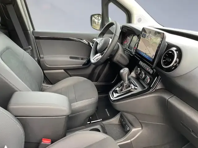 Mercedes-Benz T-Class