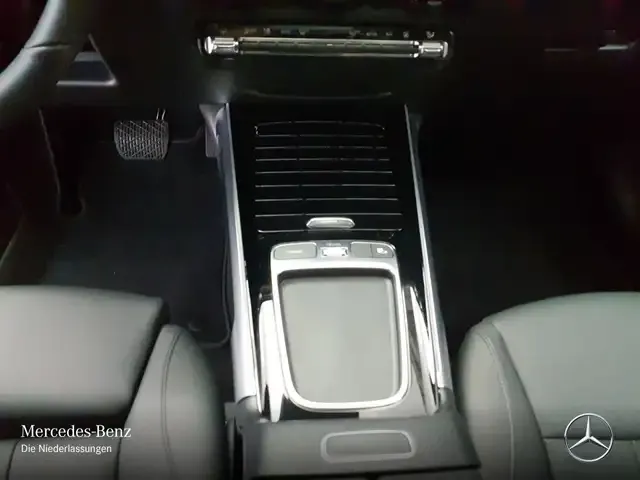 Mercedes-Benz EQB 250