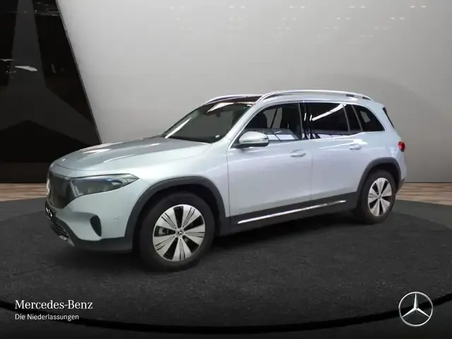 Mercedes-Benz EQB 250