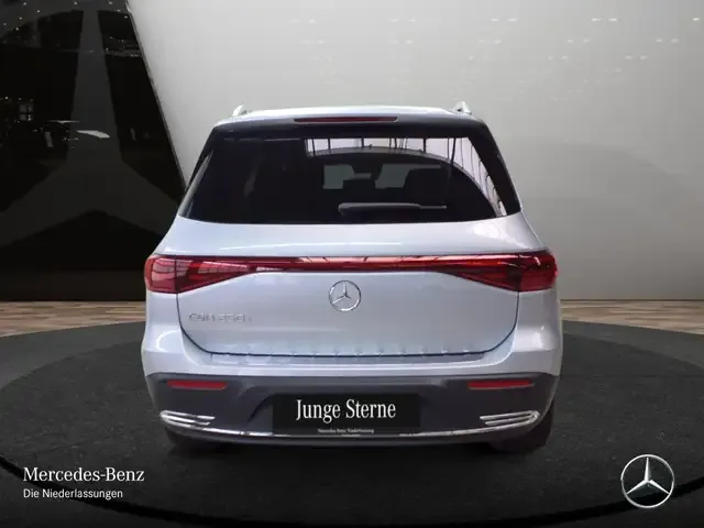 Mercedes-Benz EQB 250