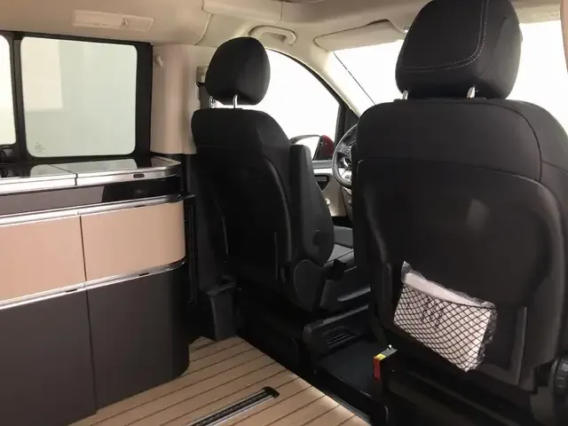 Mercedes-Benz Marco Polo