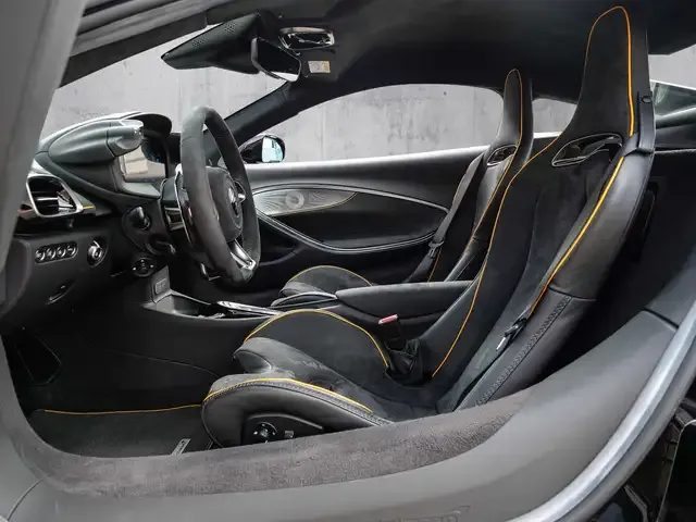 McLaren Artura