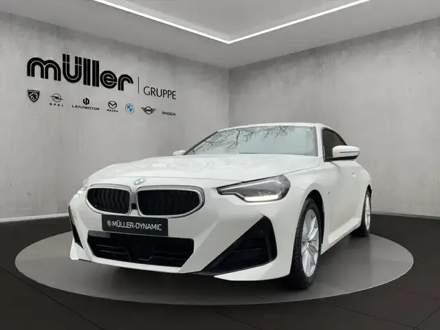 BMW 220