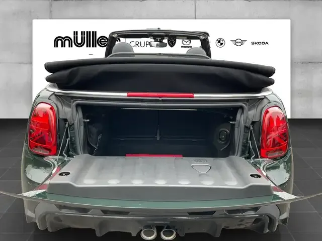 MINI John Cooper Works Cabrio