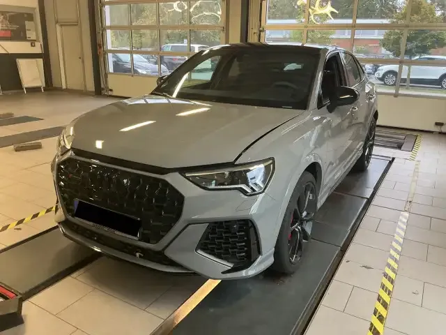 Audi RS Q3