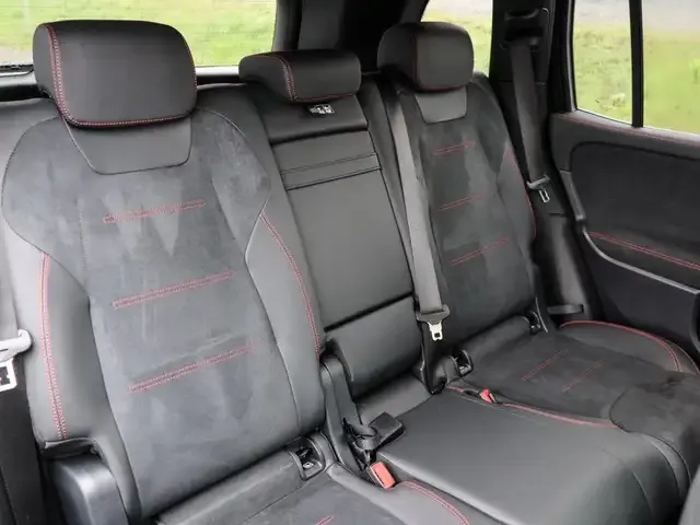 Mercedes-Benz EQB 300