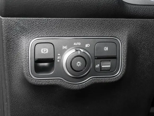 Mercedes-Benz EQB 250