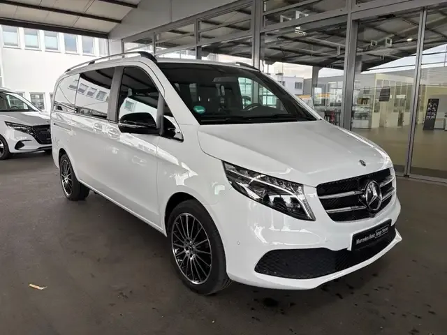 Mercedes-Benz V 250