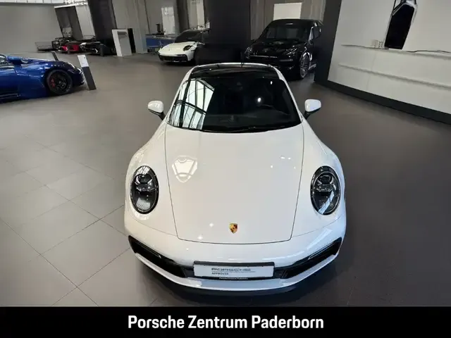Porsche 992