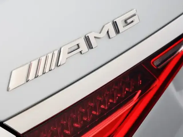 Mercedes-Benz S 63 AMG