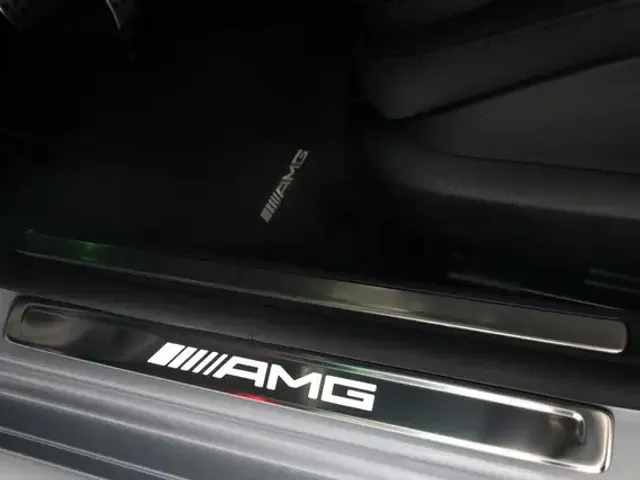 Mercedes-Benz S 63 AMG
