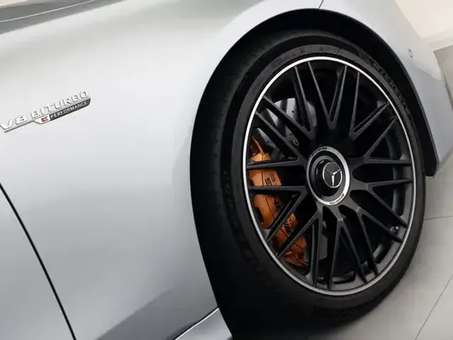 Mercedes-Benz S 63 AMG