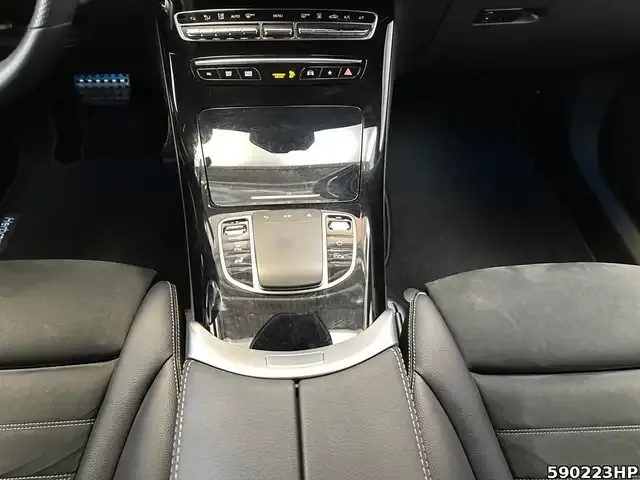 Mercedes-Benz EQC 400