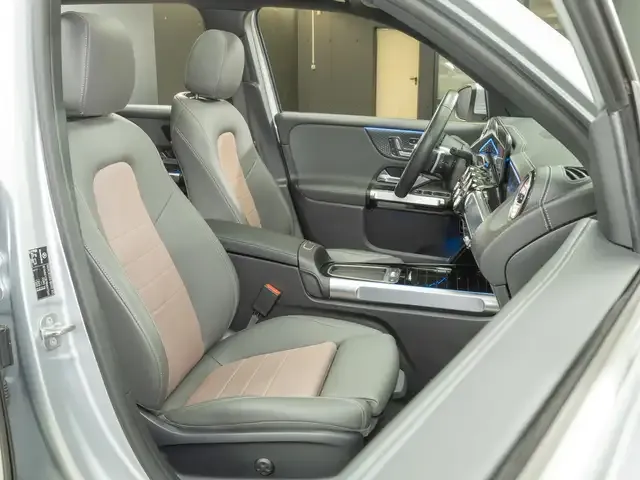 Mercedes-Benz EQB 350