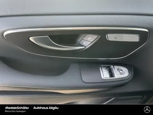 Mercedes-Benz EQV 300