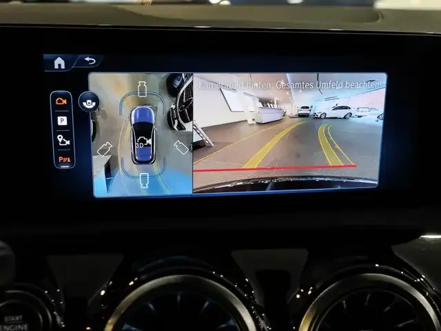 Mercedes-Benz A 45 AMG