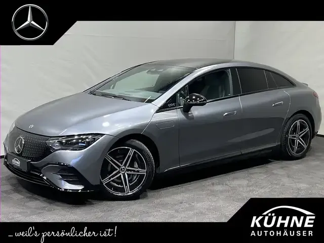 Mercedes-Benz EQE 300