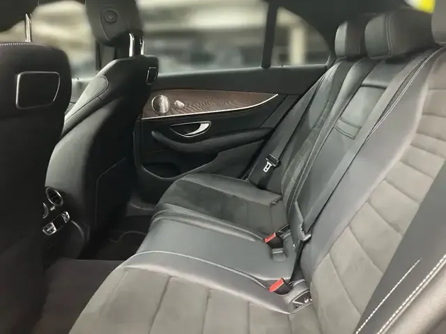 Mercedes-Benz E 400