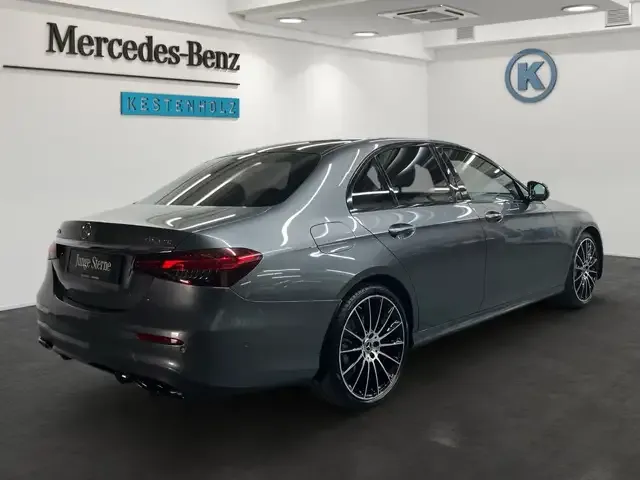 Mercedes-Benz E 400