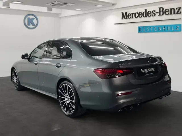 Mercedes-Benz E 400