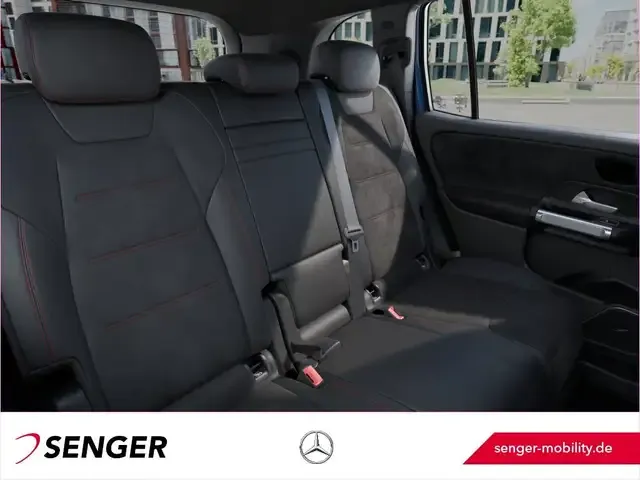 Mercedes-Benz EQB 300