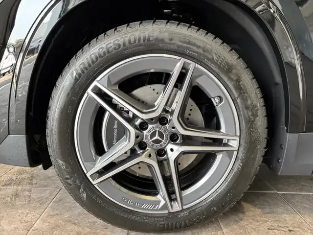 Mercedes-Benz GLA 220