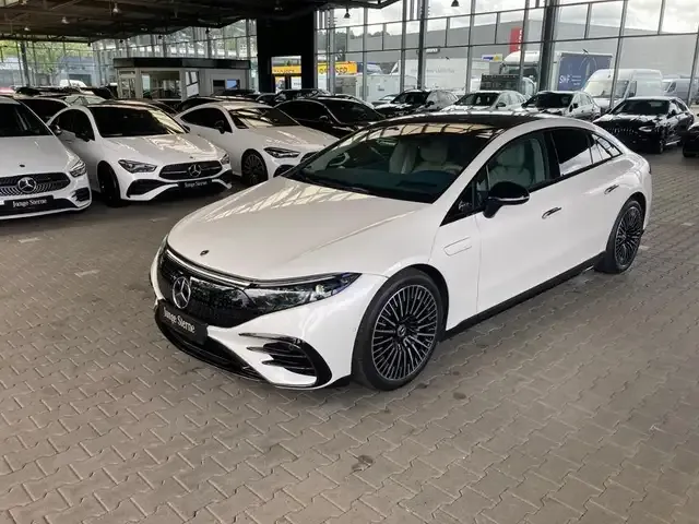 Mercedes-Benz EQS